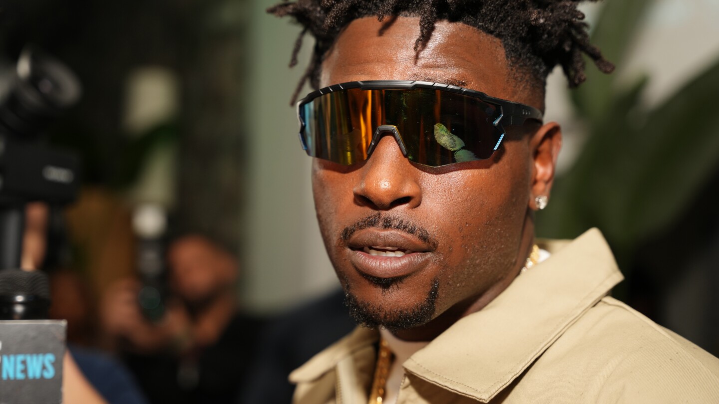 Featured image for Antonio Brown Faces Attempted Murder Charges in Miami