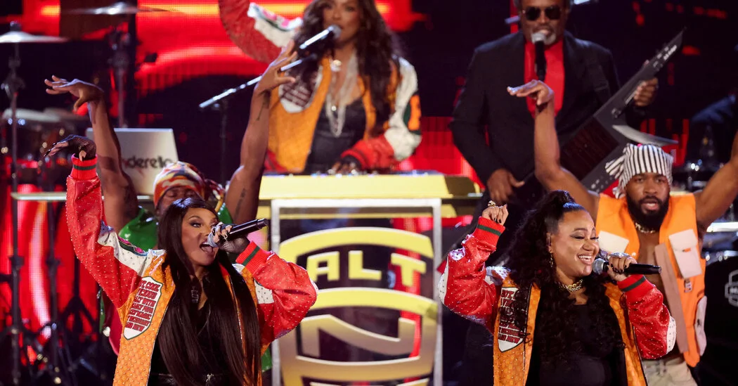 Featured image for Judge Dismisses Salt-N-Pepa's Lawsuit Over Master Recordings