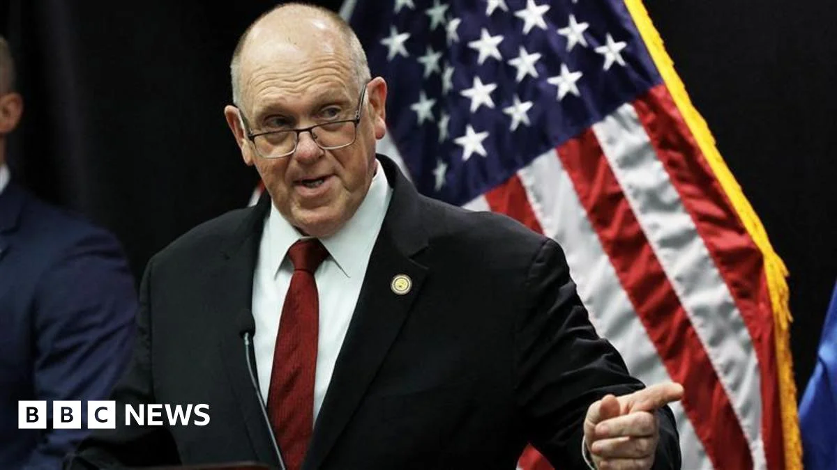 Border czar begins withdrawal of 700 federal agents from Minnesota