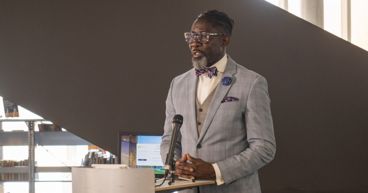 Featured image for Des Moines Superintendent Resigns Following ICE Detention and Immigration Allegations