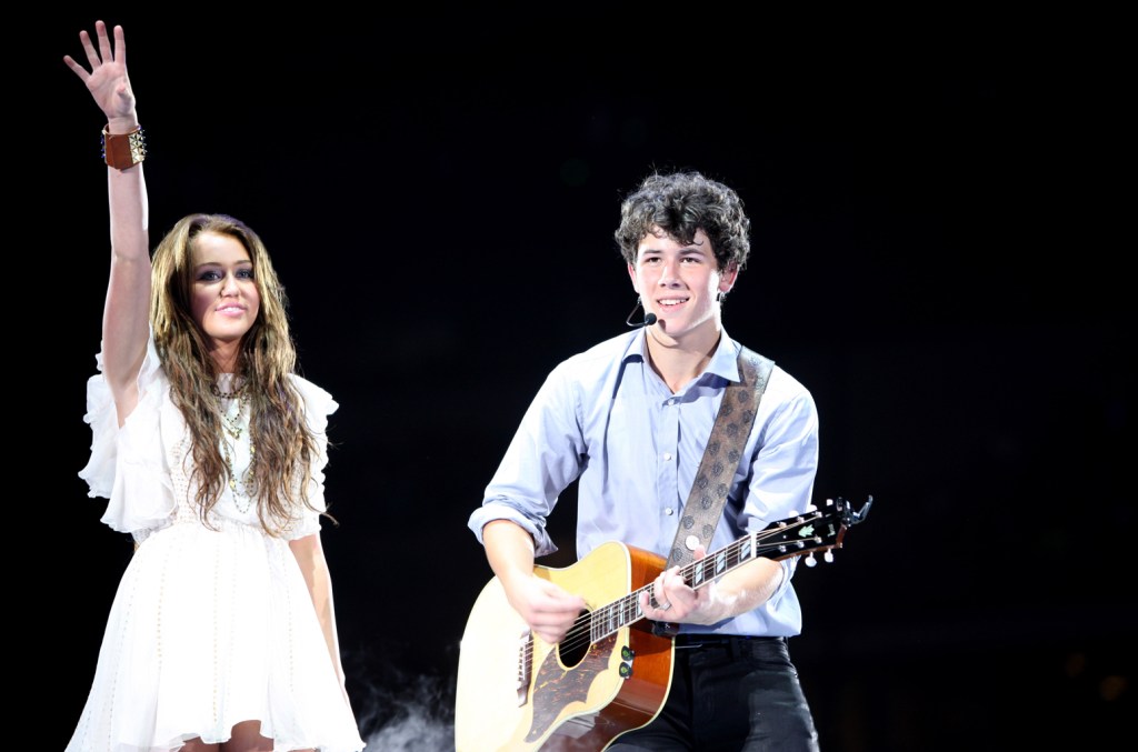 "Jonas Brothers Reunite with Miley Cyrus for First Time in 10 Years"