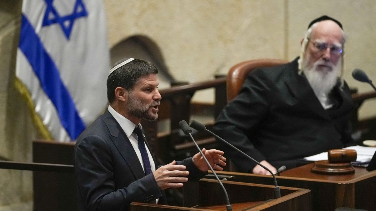 Israeli Ministers Threaten Resignation Over Cease-Fire Plan