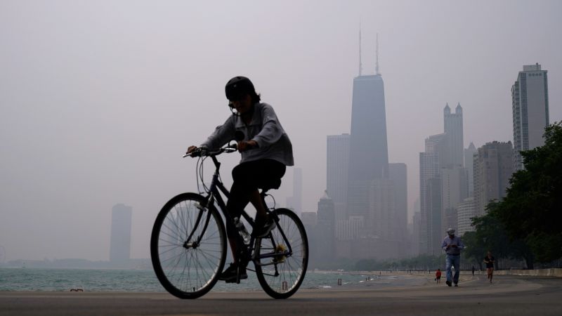 "Unrelenting Wildfires in Canada Threaten US with Prolonged Smoke and Poor Air Quality"