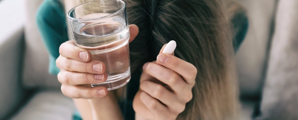 Featured image for Experts Warn of Hidden Dangers and Long-Term Risks of Antidepressant Withdrawal