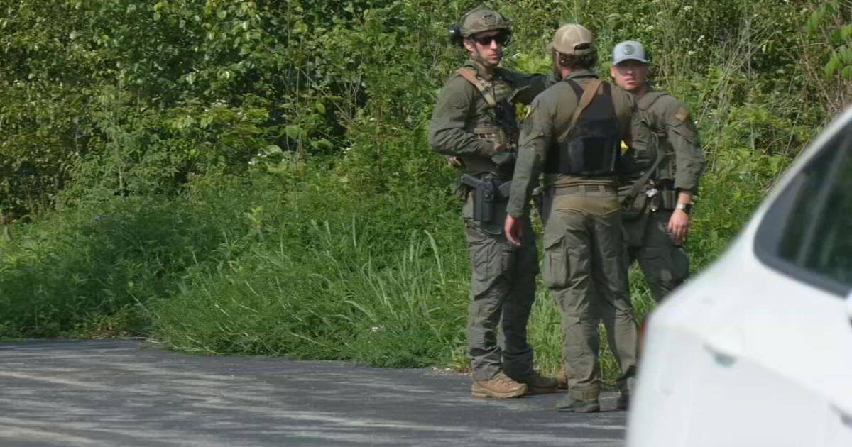Inmate Escapes East Louisville Prison: Dispatch Calls Reveal Path.