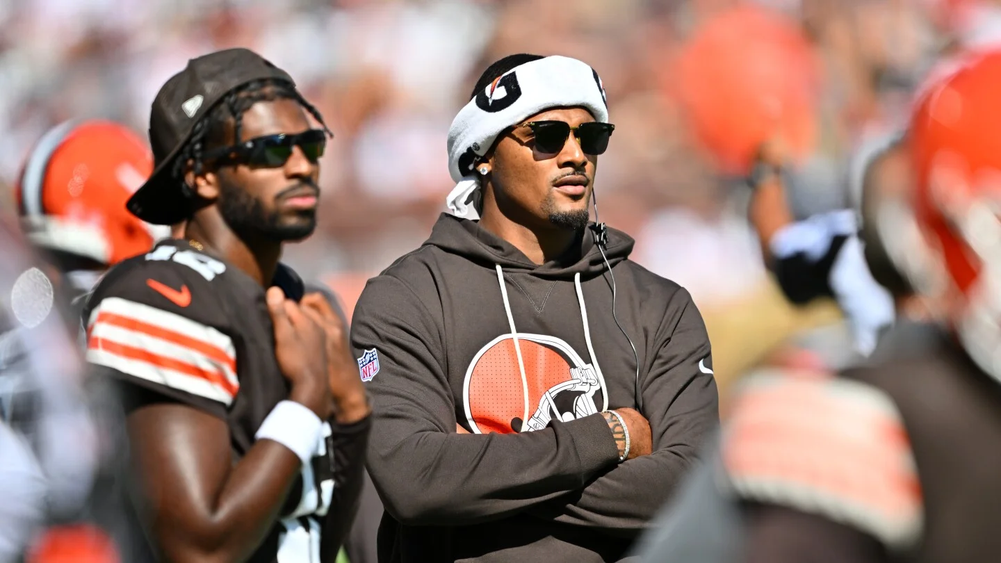 Browns Take a Patient Approach to QB1 Amid Sanders-Watson Competition