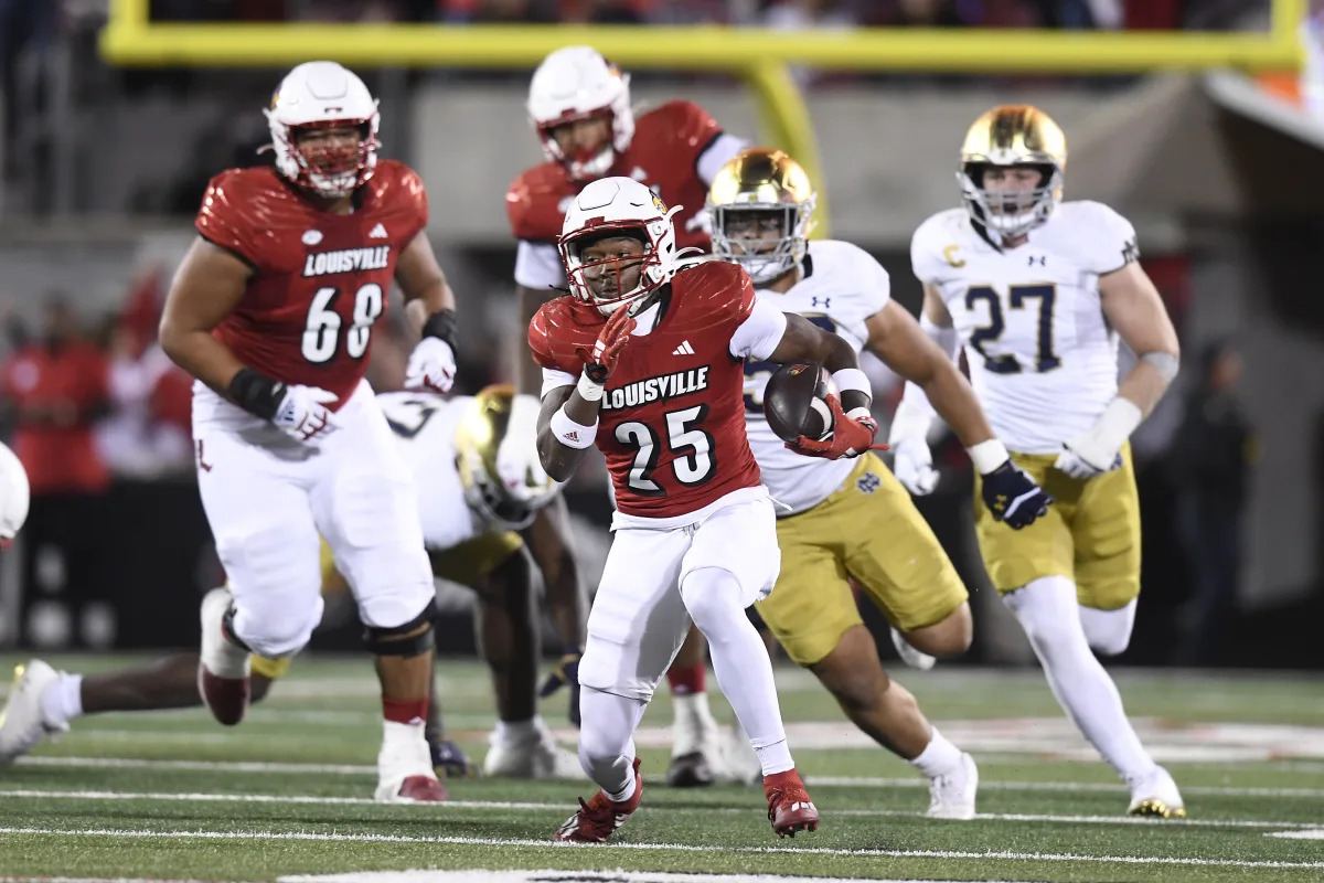 "Louisville Shocks Notre Dame, Dashing Playoff Hopes"