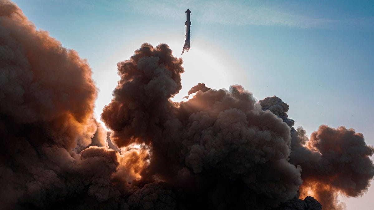 FAA Faces Lawsuit Over SpaceX Starship Launch Program