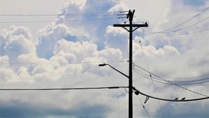 Featured image for "Two Charged for Cutting Wires, Causing Massive Internet Outage in Connecticut"