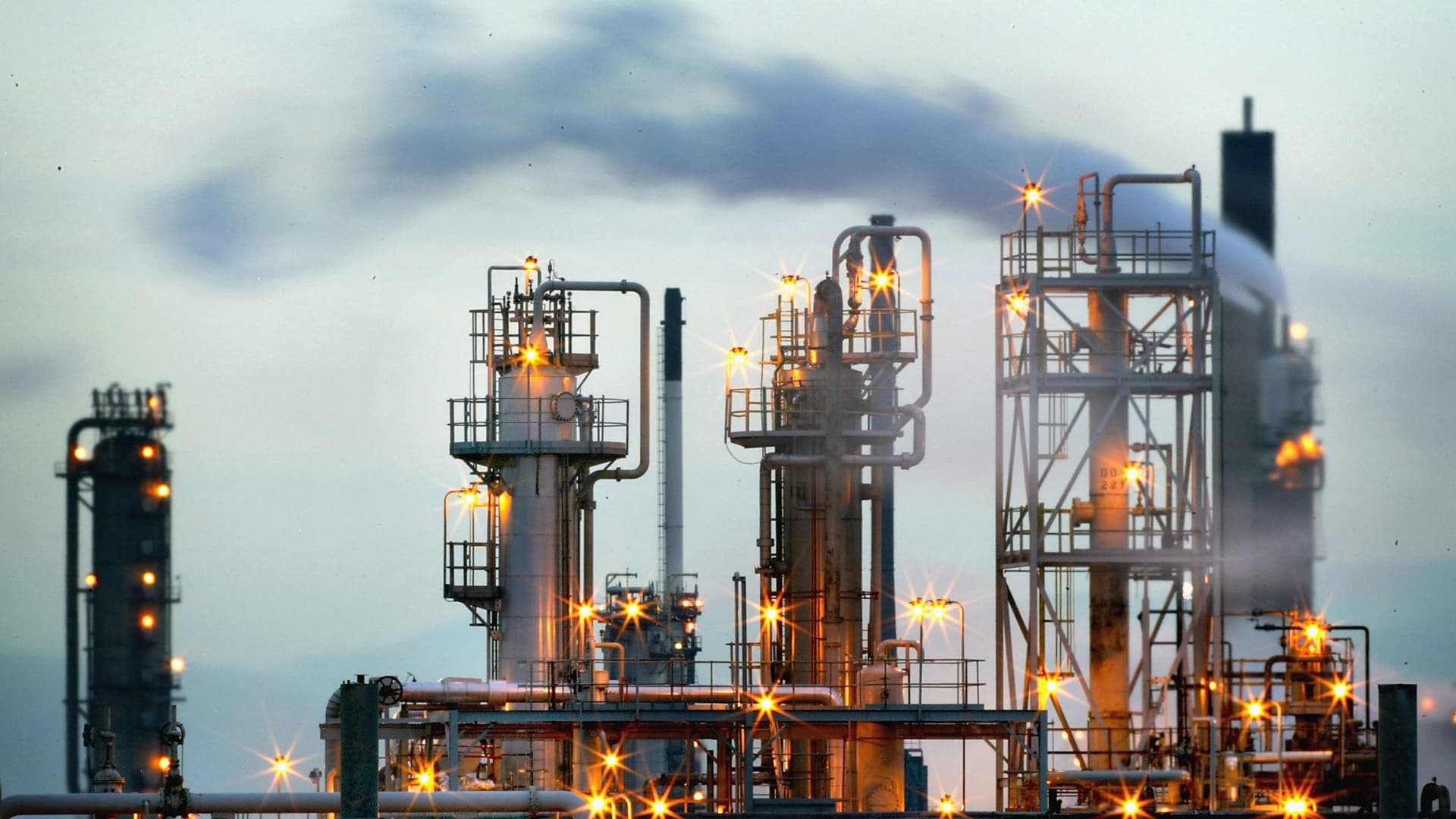 Rising Oil Demand in China and India Poses Challenges for Global Markets