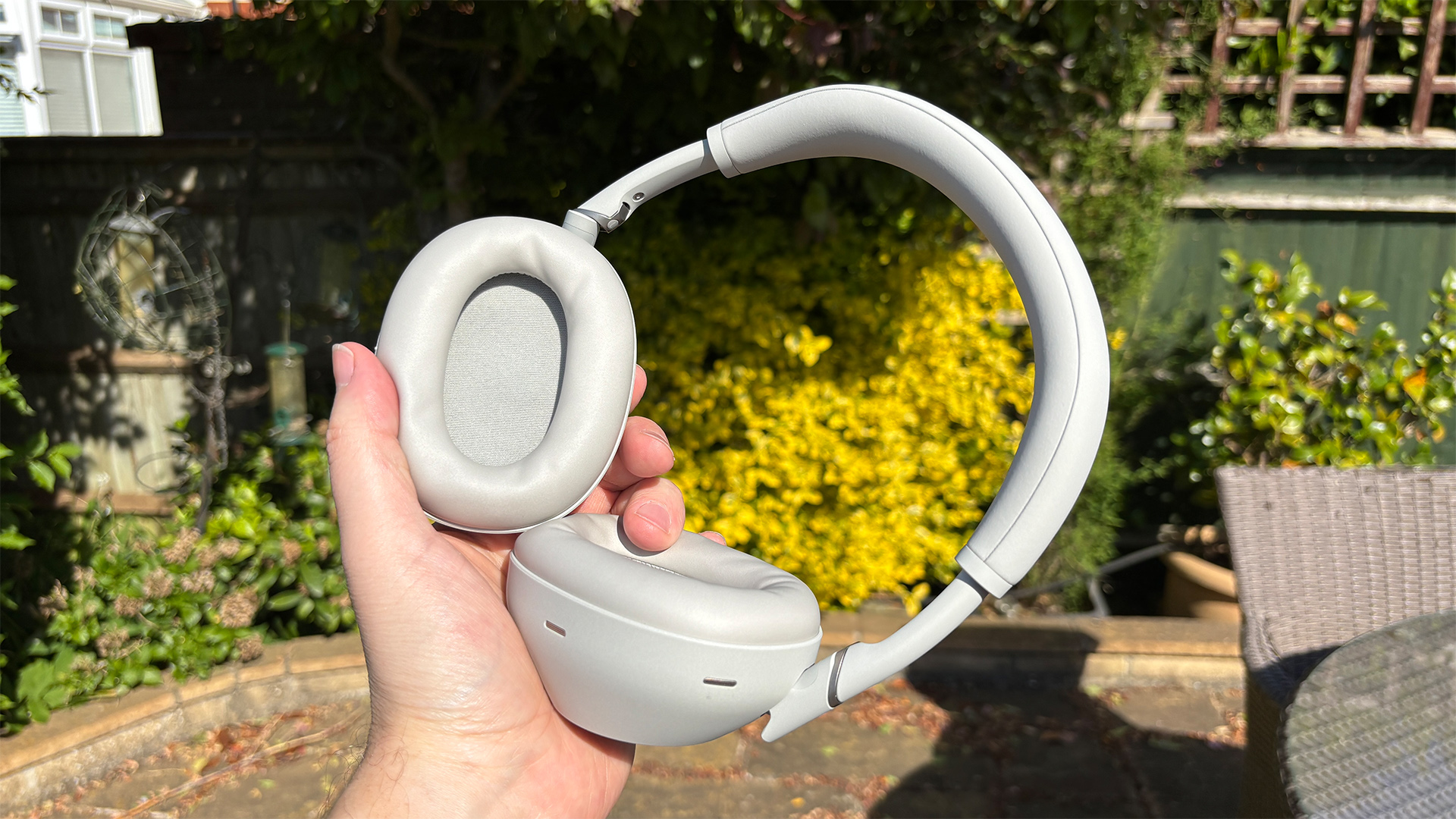 Featured image for Sony WH-1000XM6 Emerges as Top Noise-Canceling Headphones
