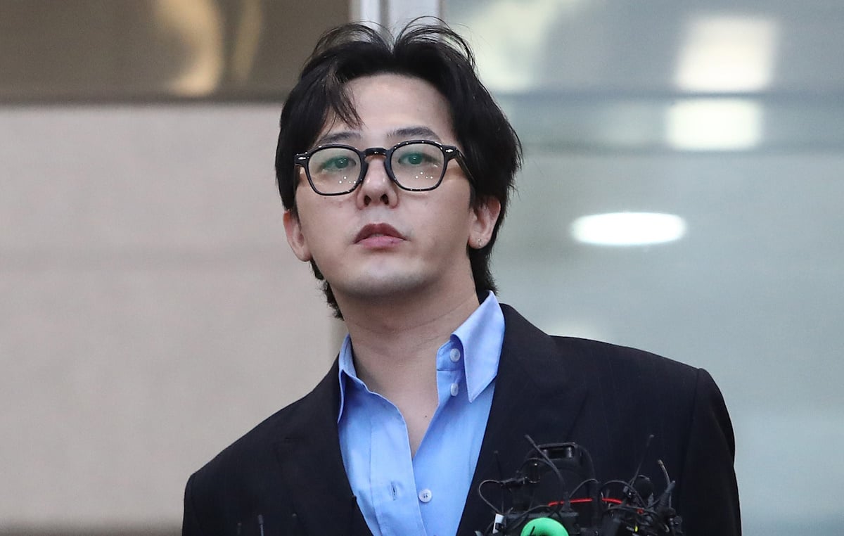 Featured image for G-Dragon leaves YG Entertainment, signs with new agency