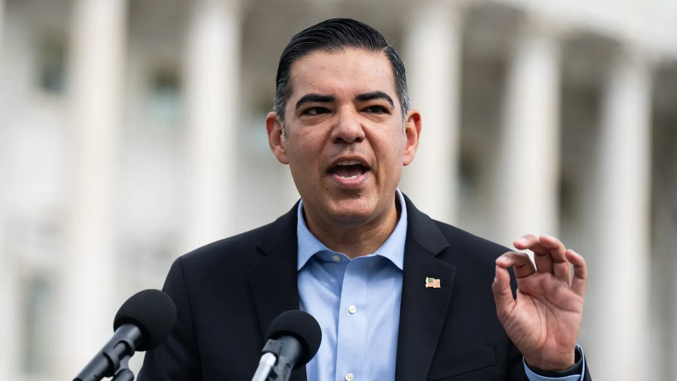 Featured image for Robert Garcia elected as top Democrat on House Oversight Committee