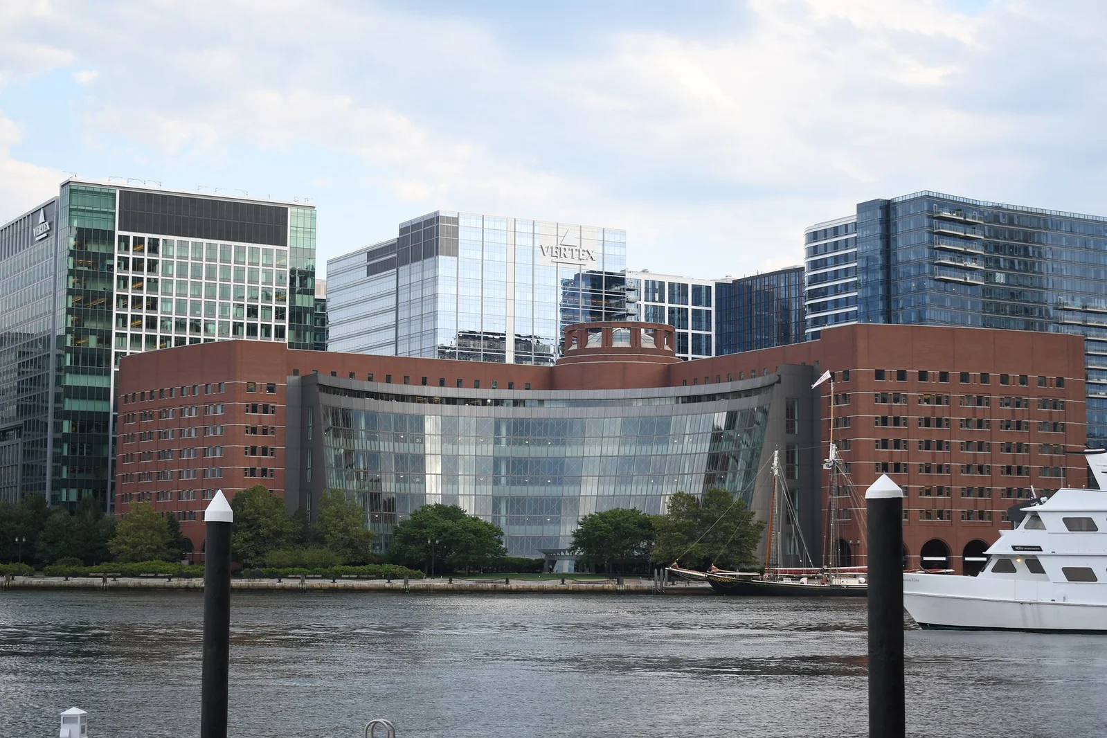 Judicial Challenges and Political Tensions in Harvard Funding and FBI Surveillance Cases