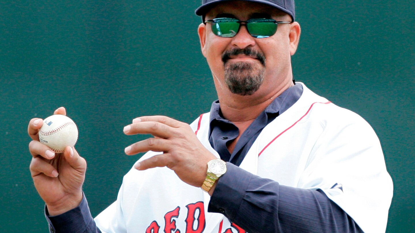 Former Red Sox Outfielder Mike Greenwell Dies at 62
