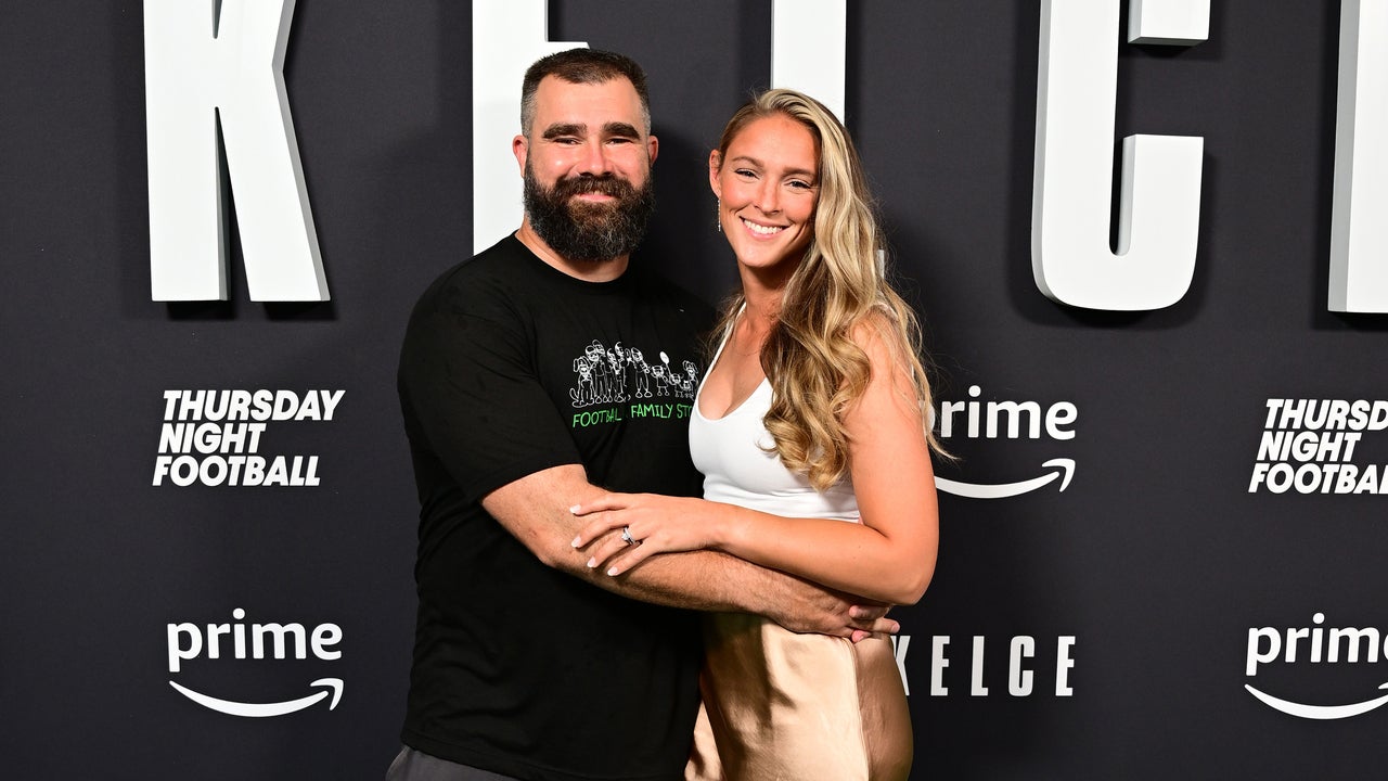 Jason Kelce's Epic Super Bowl LVIII Arrival and Las Vegas Adventures