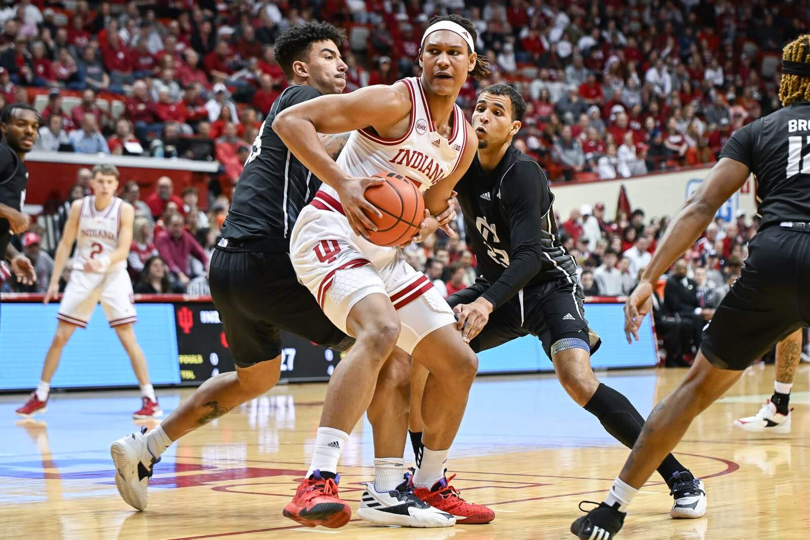 Featured image for Indiana dominates North Alabama with career-high performance from Reneau