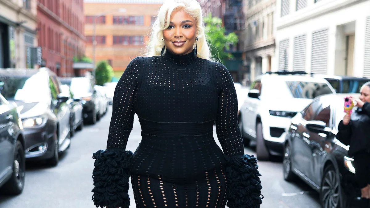 Featured image for Lizzo Embraces Her Body and Shares Her Fitness Journey