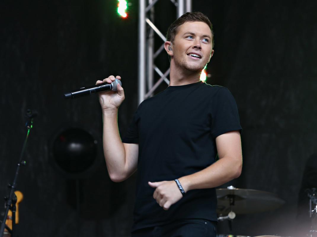 Featured image for Country Singer Scotty McCreery Loses Two Family Members in One Day