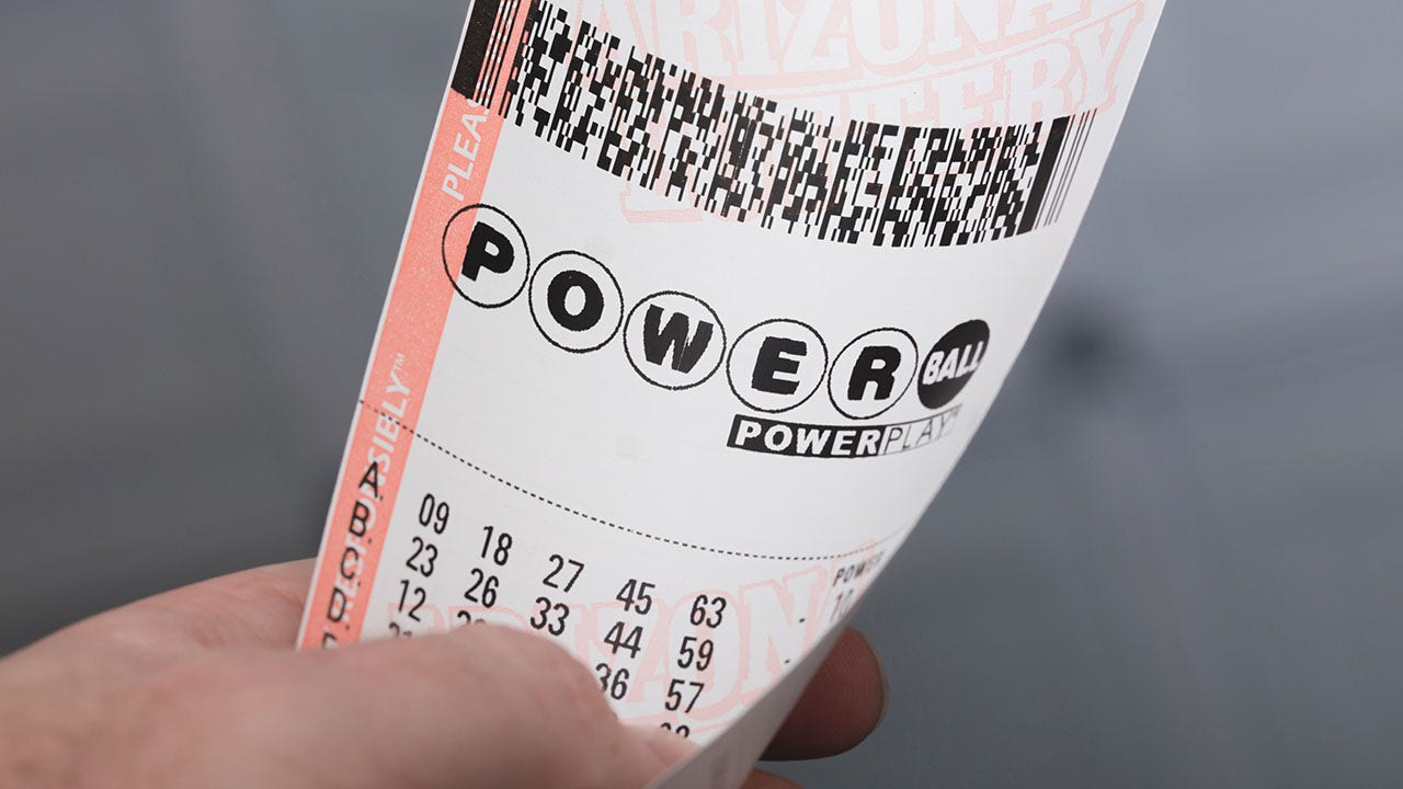 Powerball jackpot soars to $835M as no winners emerge