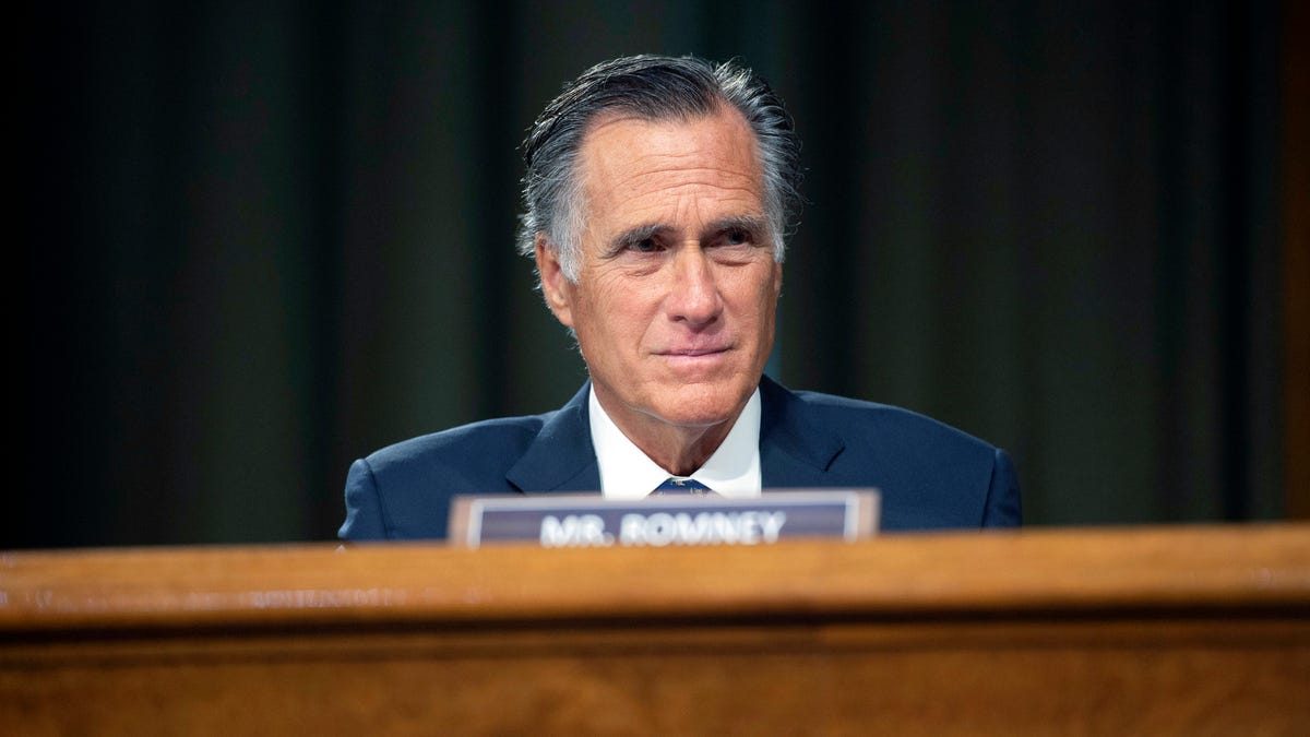 Romney clashes with Biden officials over Social Security