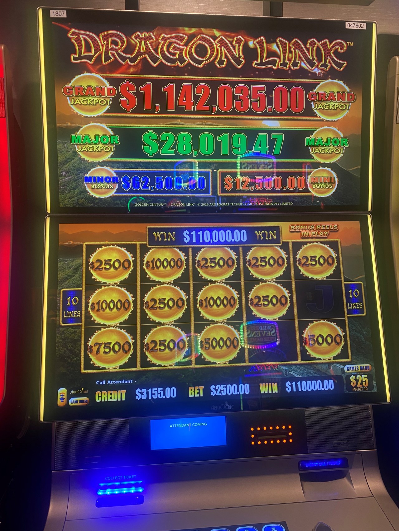 Featured image for "Lucky Las Vegas Guest Hits 10 Jackpots, Takes Home Over $2 Million in 48 Hours"