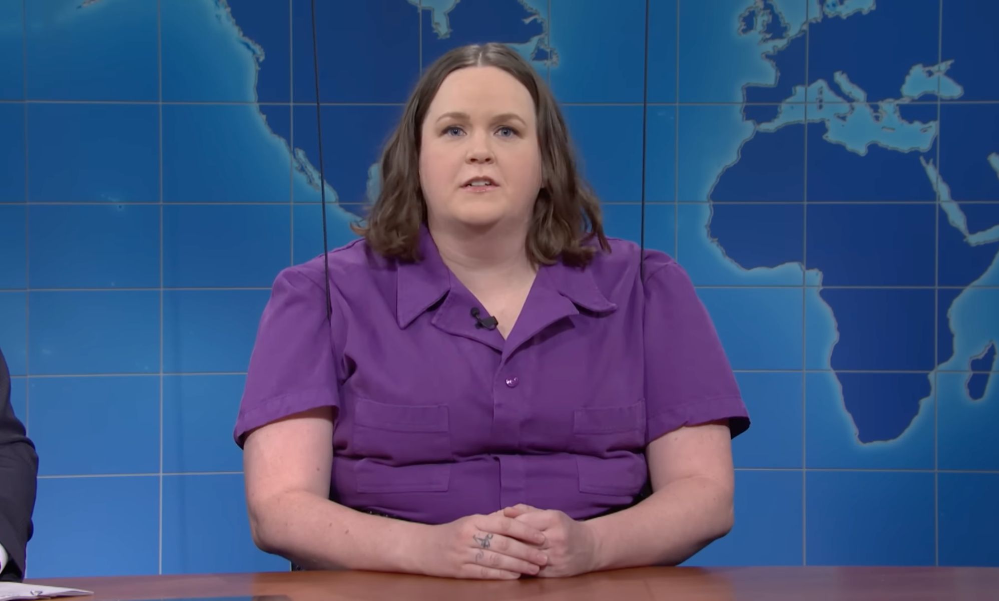 Featured image for Molly Kearney advocates for trans kids' rights on SNL's Weekend Update.