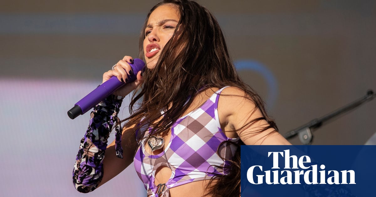 Featured image for "Olivia Rodrigo's Controversial Concert Contraceptive Distribution"