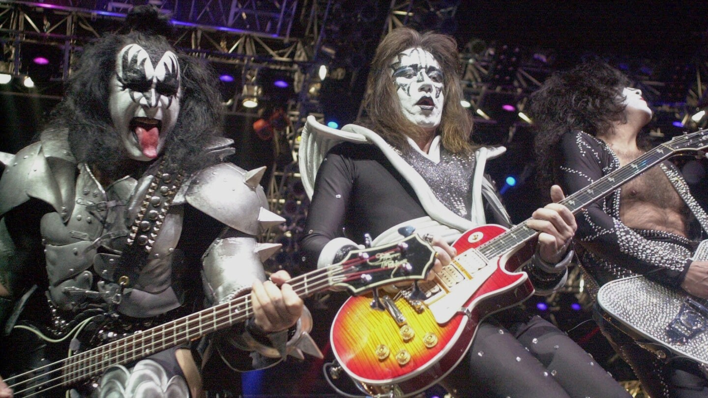 Featured image for Kiss Co-Founder and Guitarist Ace Frehley Dies at 74