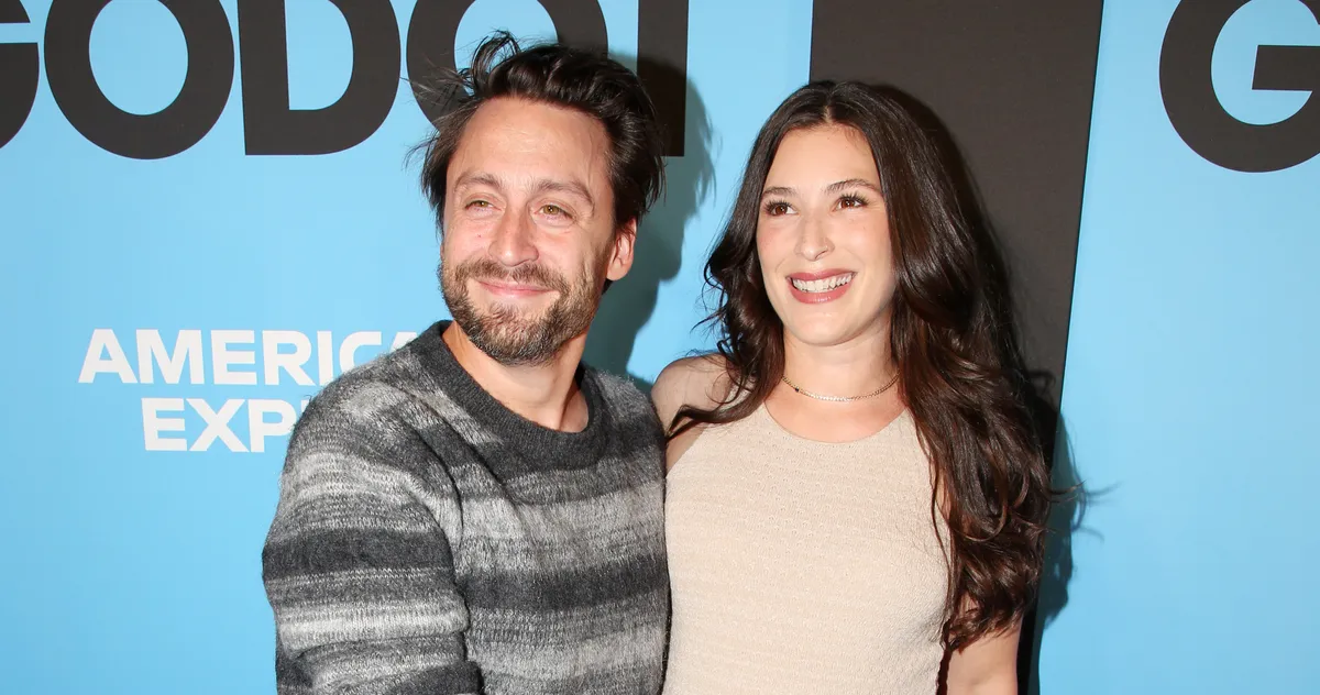 Featured image for Kieran Culkin and Wife Jazz Charton Expecting Third Child