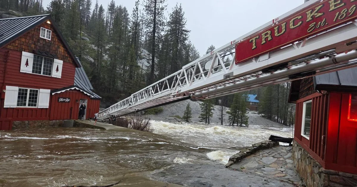 Featured image for Severe Northern California Flooding Causes Deaths and Emergency Declarations