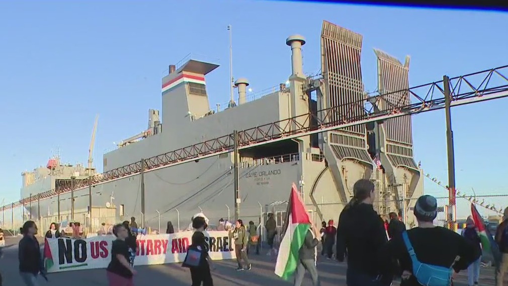Featured image for Pro-Palestinian Protesters Disrupt Ship to Israel at Port of Oakland