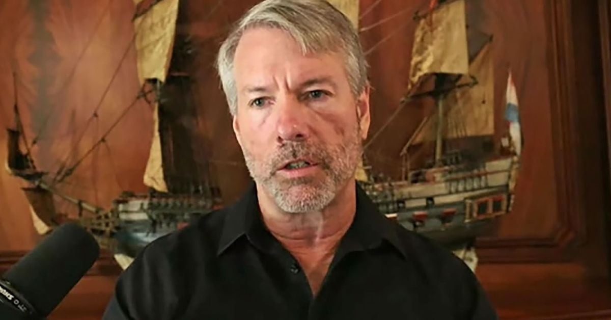 "Michael Saylor Liquidates $216M in MicroStrategy Shares to Increase Bitcoin Holdings"