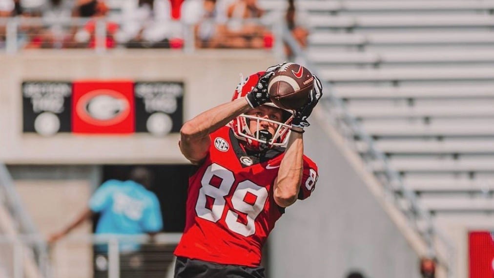 Featured image for "College Football Transfer Portal: Tracking the Latest Moves and Addressing Loyalty"