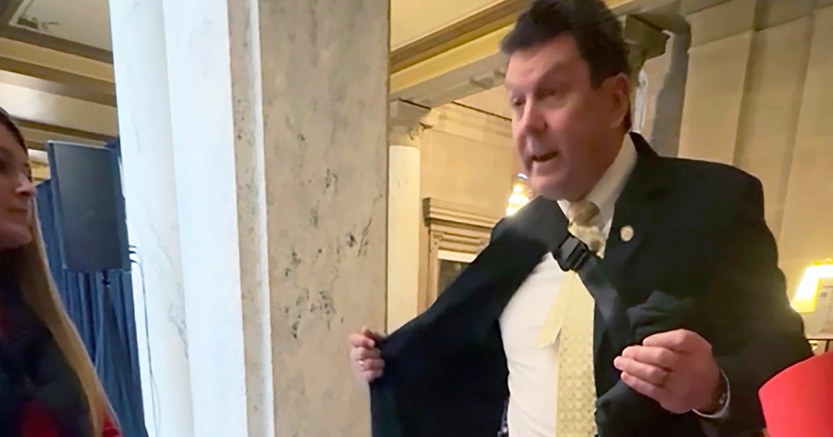 Featured image for Indiana Lawmaker Flashes Holstered Gun at High School Students Advocating for Gun Control
