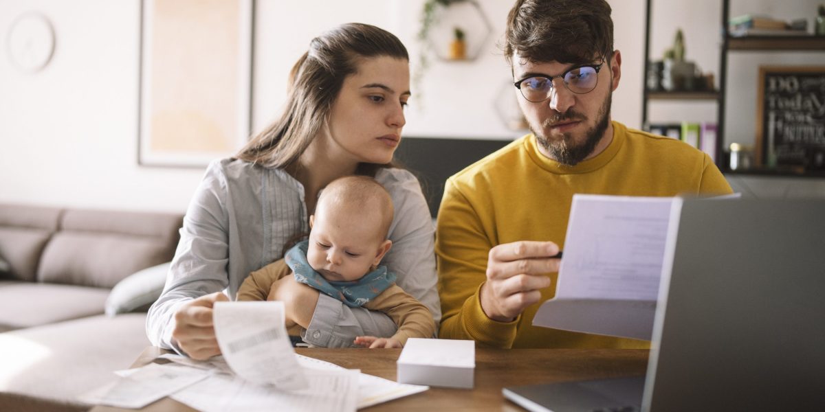Financial Stress Plagues Older Millennials as They Struggle to Keep Up