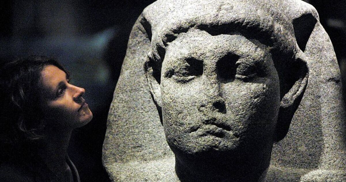 Featured image for Egyptian Underwater Discoveries Reveal Secrets of Cleopatra’s Era