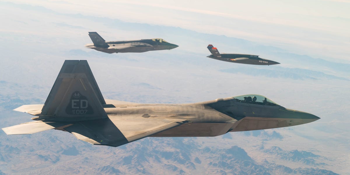 Featured image for US Air Force Invests in Collaborative Combat Aircraft.