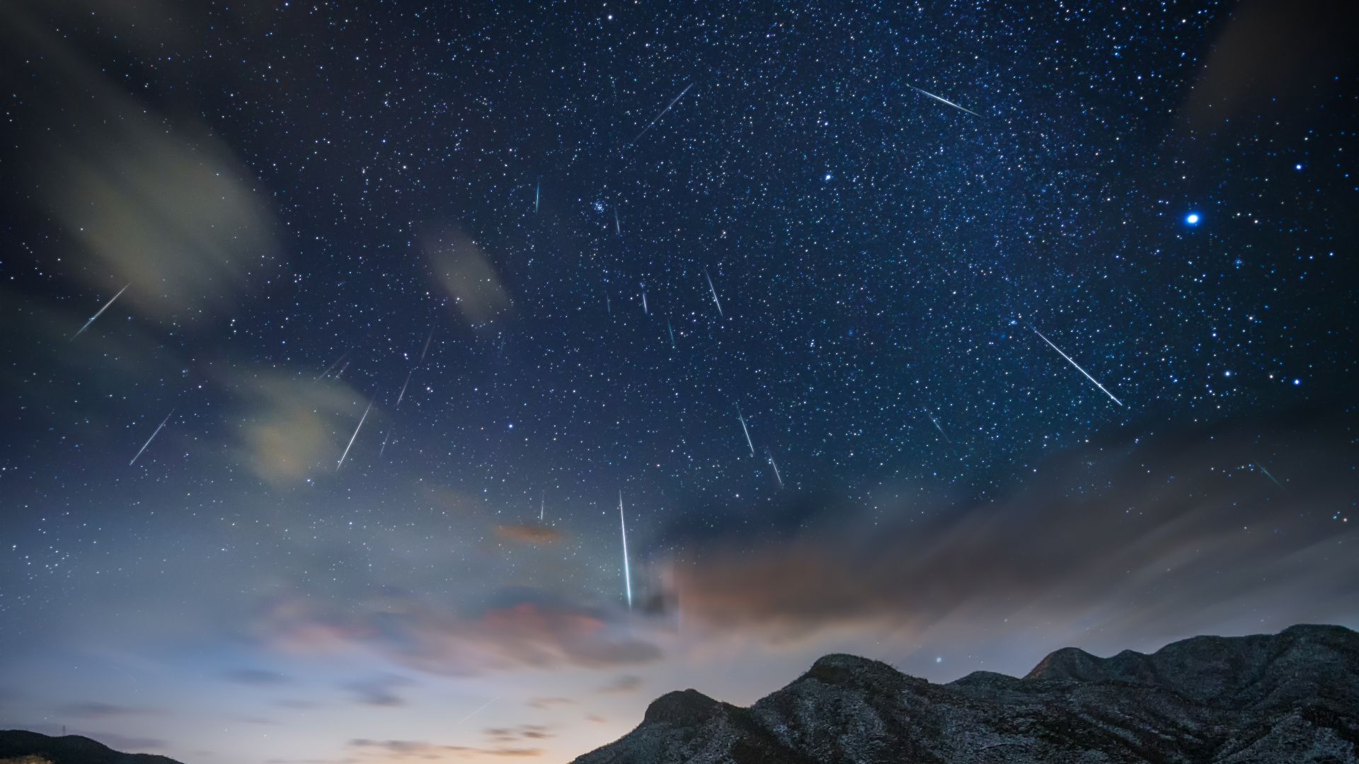 Featured image for Upcoming Ursid Meteor Shower: When and How to Watch
