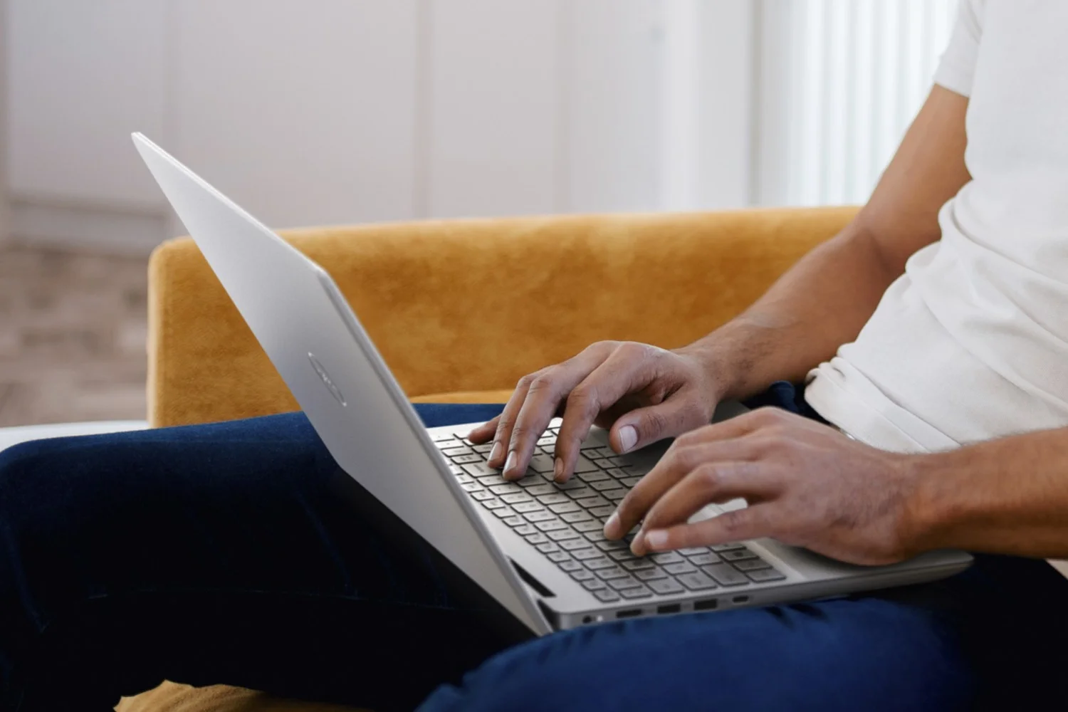 Memorial Day Tech Deals: Dell Laptops and Monitors on Sale Now!