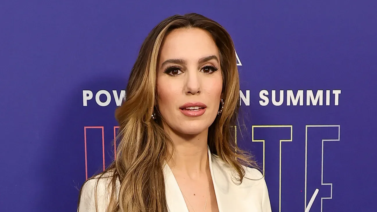 Christy Carlson Romano Reveals Cancer Screening Results and Plans PET Scan