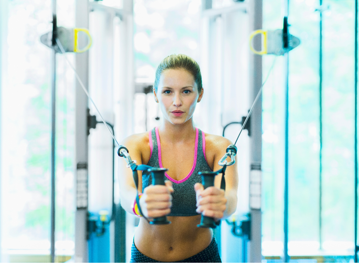 Featured image for "Trainer-Recommended Exercises for a Toned Lower Belly and Chiseled Waist"