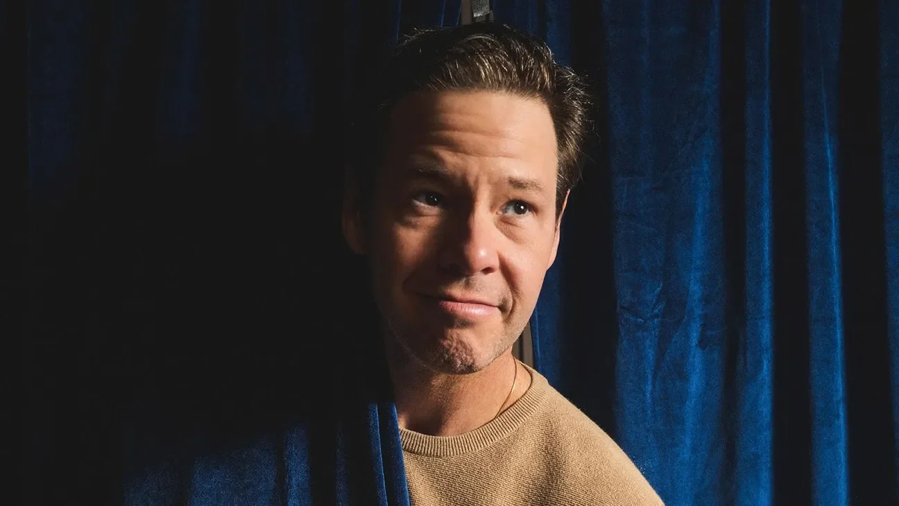 Barinholtz bets big on trivia with A‑list pals on new podcast