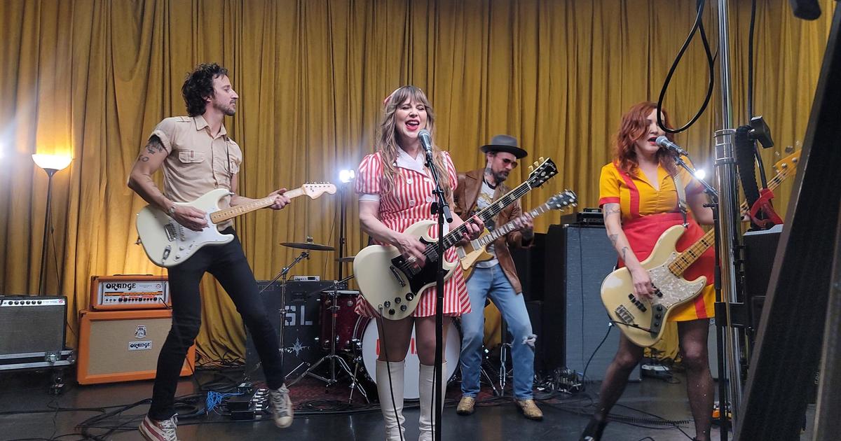 Veruca Salt Frontwoman's "Irreplaceable" Music Gear Stolen on Denver Tour
