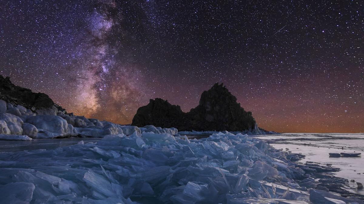 Featured image for Mysterious Black Iceberg Discovered Off Labrador Sparks Curiosity