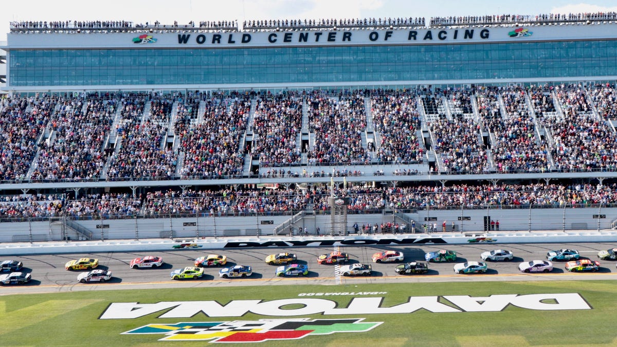 Featured image for "Daytona 500 2024: Key Info and Storylines to Watch"