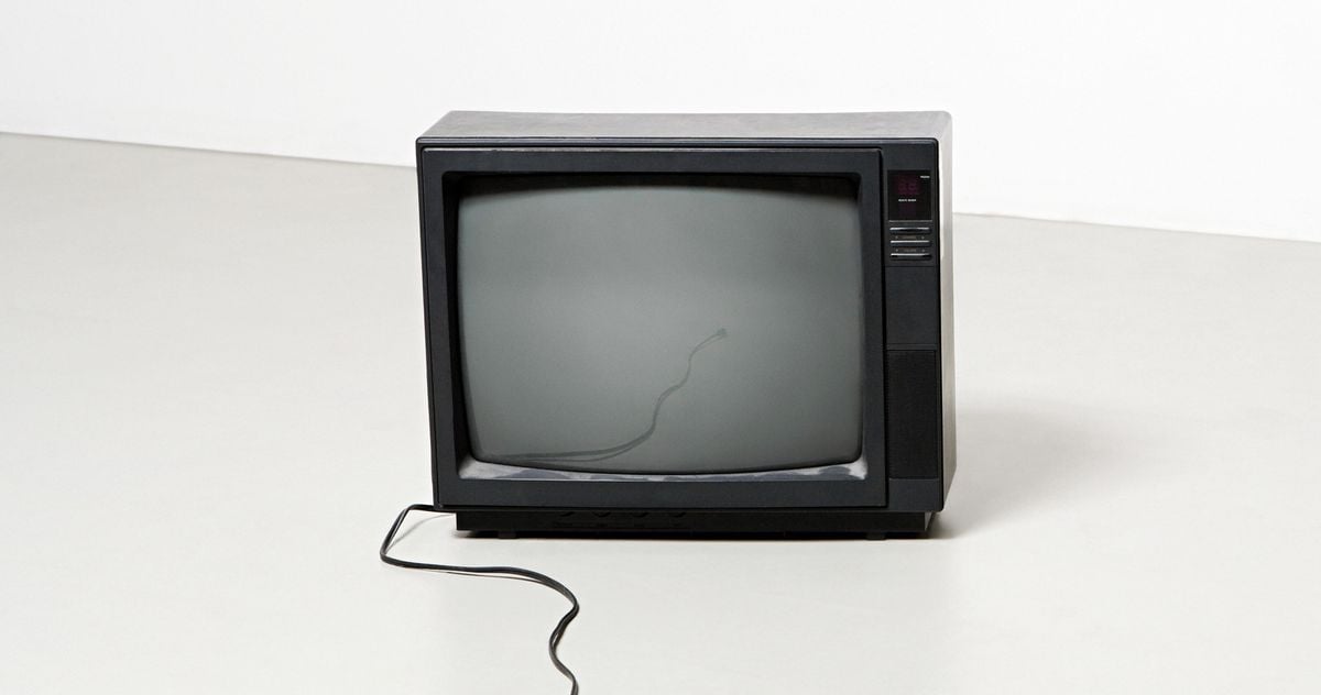 Featured image for "Surviving the Hollywood Strike: 20 Creative Ways to Stay Entertained"