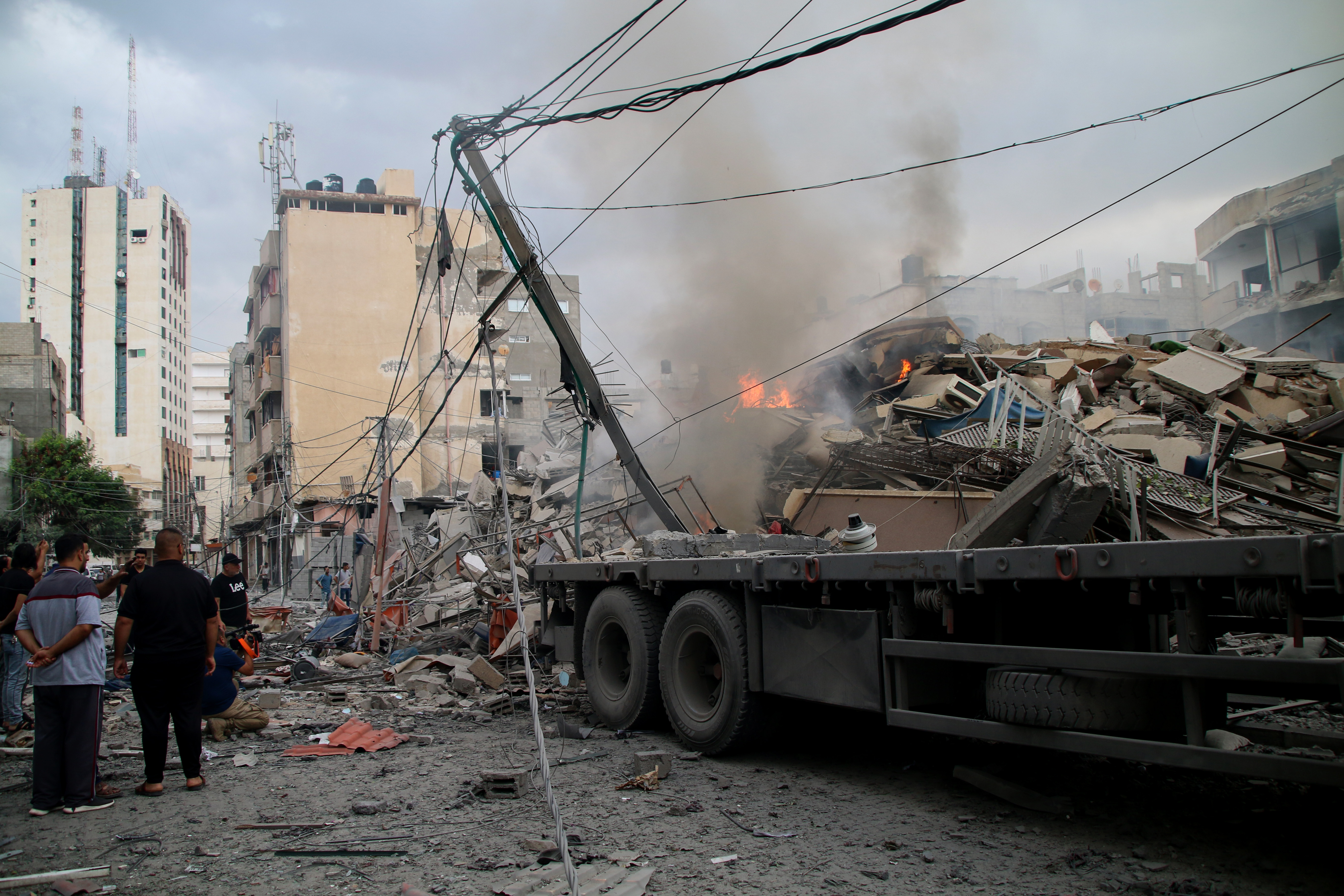 Biden's stance on Israel-Gaza conflict and US domestic threats monitored by FBI