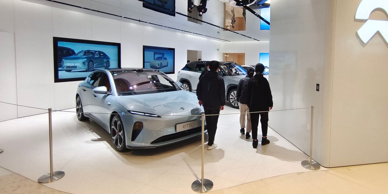 China's EV Price War Stumbles 'Tesla Killer'