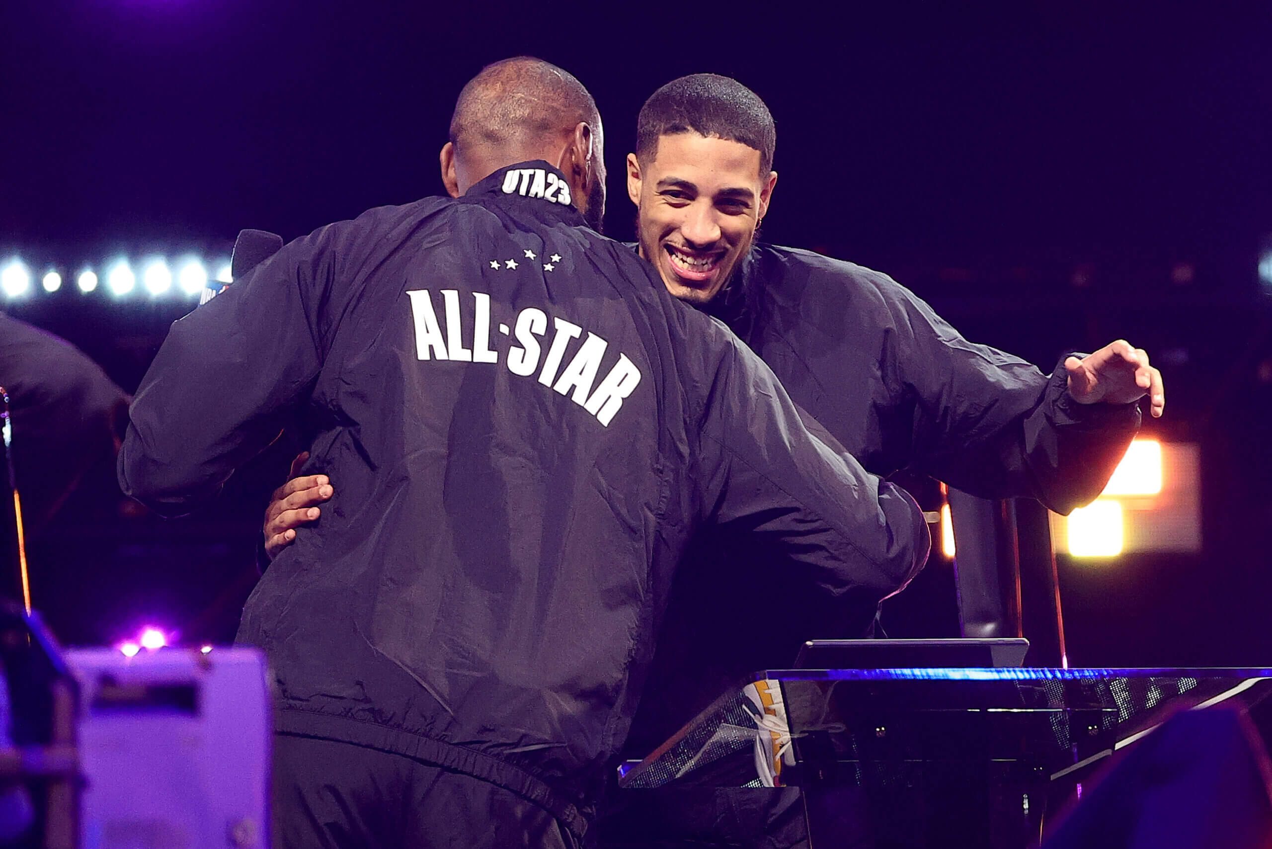 "LeBron James Makes History as NBA All-Star Starter for 20th Time"